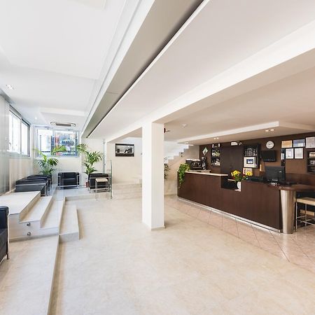 Hotel Romina Ріміні Екстер'єр фото